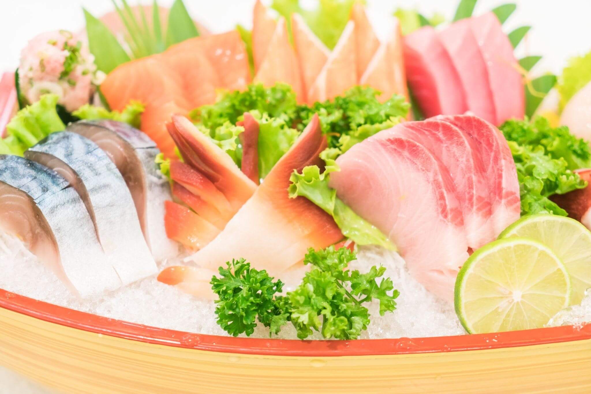 Different fish contents sashimi in a bowl