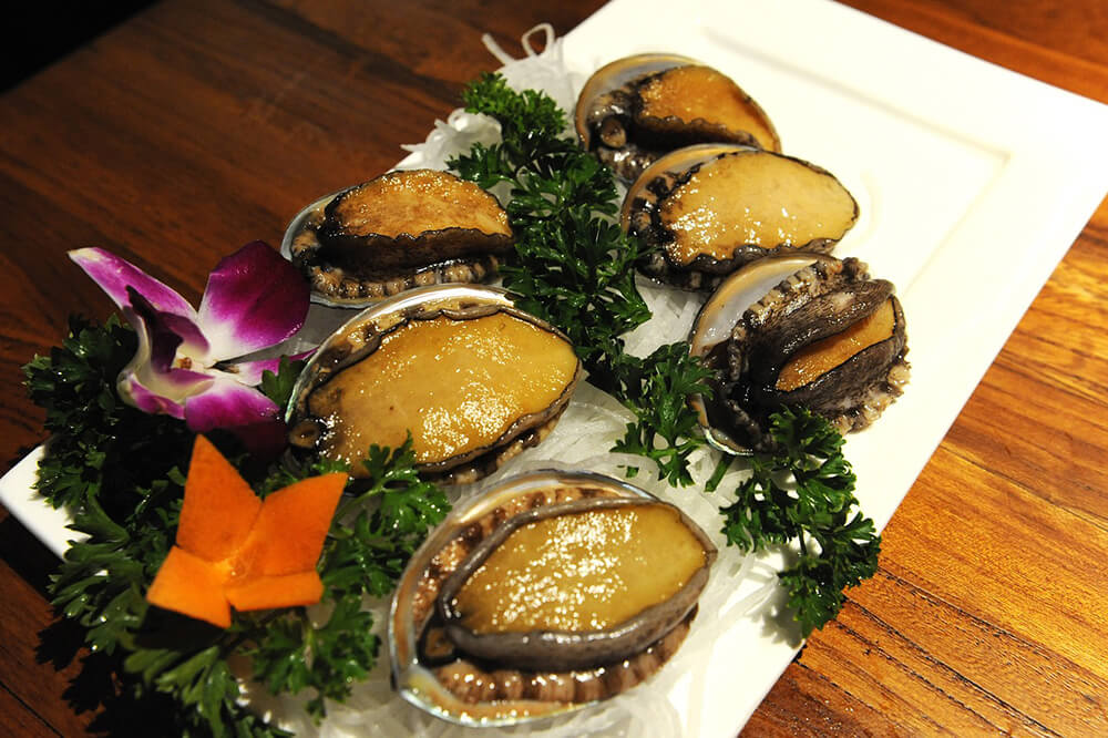 A plate of fresh abalone