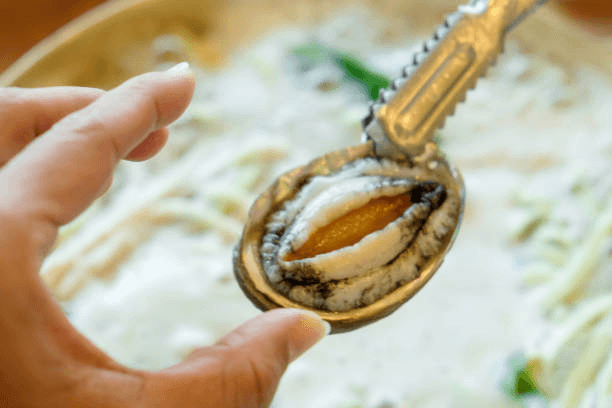 Cleaning the Abalone