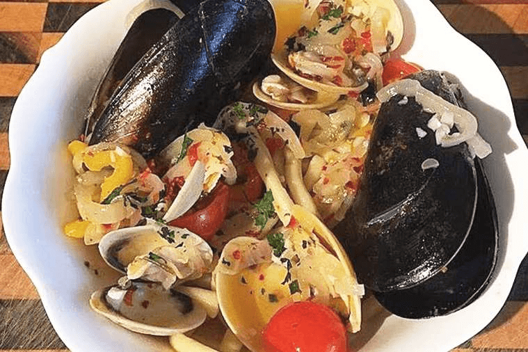 Mussel and vongole spaghetti